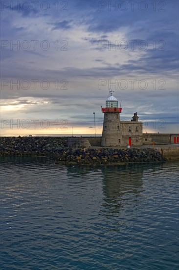 Lighthouse in the harbour of Howth