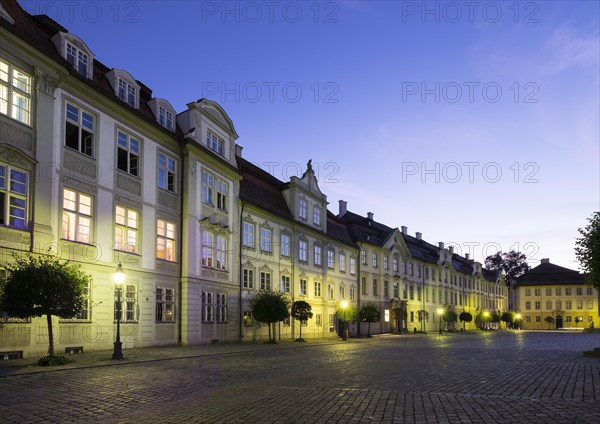 Ehemaliger Domherrenhof Pfurdt und Kavalierhofe