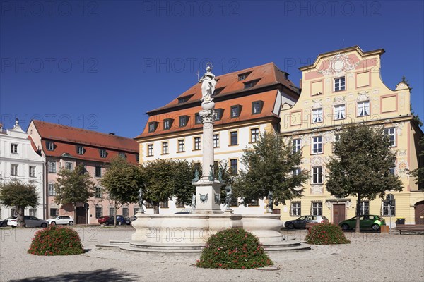 Karlsplatz with Marienbrunnen