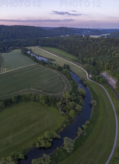 Evening atmosphere over the Danube near Gutenstein