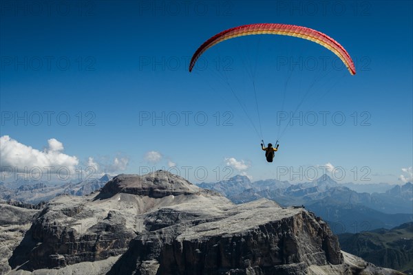 Paragliding