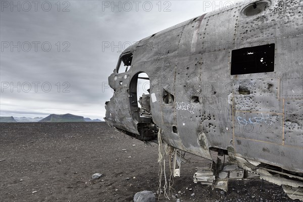 Douglas DC-3 wrecked US Navy aircraft