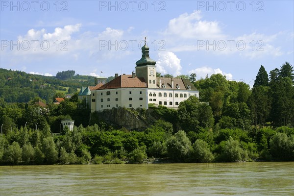 Persenbeug Castle on the Danube