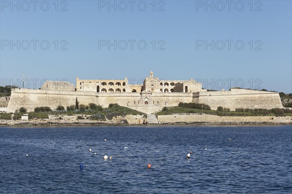 Fort Manoel