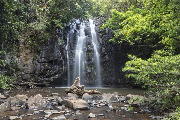 Ellinjaa waterfall