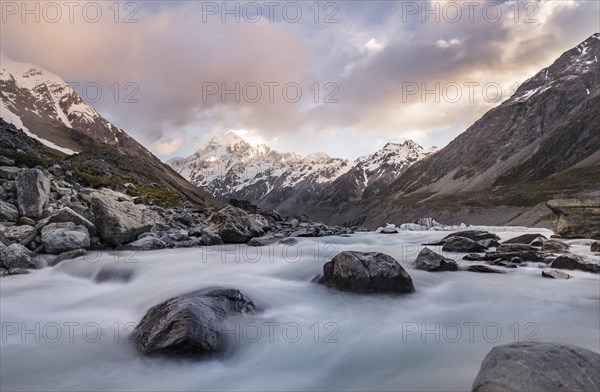 Hooker River