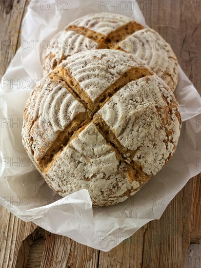 Artisan sour dough wholemeal seed bread with white