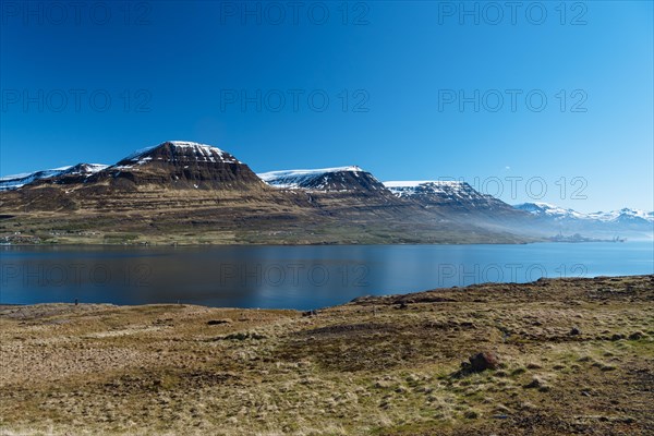 Near Reyoarfjorour