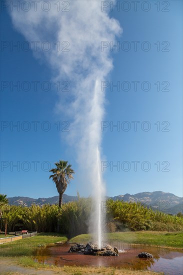 Fountain of the Old Faithfull Geysir