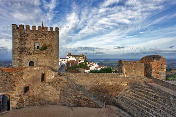 Castelo de Monsaraz with village