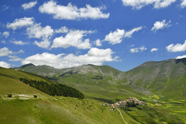 Castelluccio di Norcia Sibillini