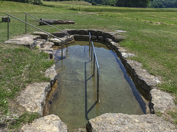 Public Kneipp basin