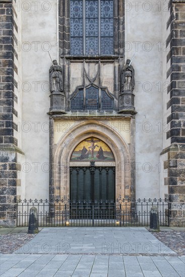 Thesis door at the castle church