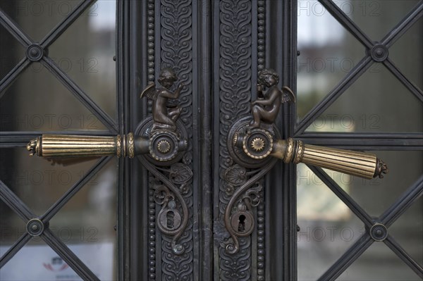 Doorknobs with little angels