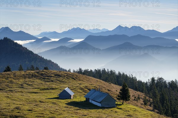 Pfundalm or Barenhauptalm in front of mountain ranges