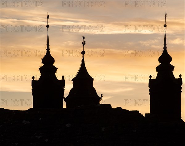 Tower silhouettes