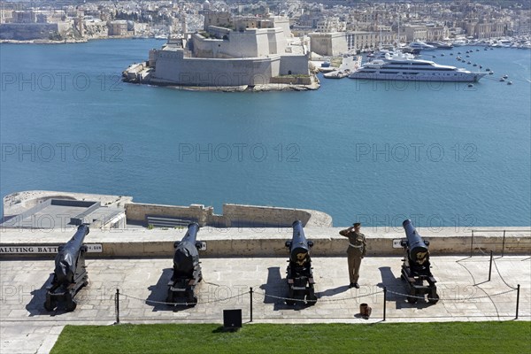 Cannons of the Saluting Battery