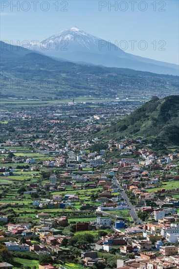 San Cristobal de La Laguna with Teide volcano