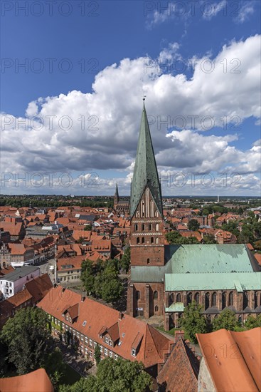 View from the former water tower to the old town with St. Johanniskirche