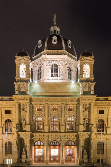 Art history Museum by night