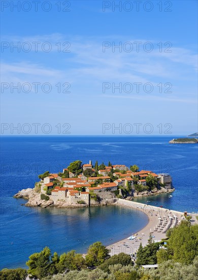 Island Sveti Stefan with dam