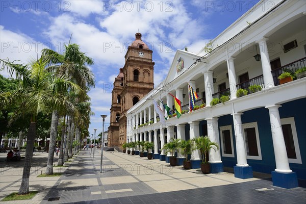 San Lorenzo Cathedral and Museum of Independence