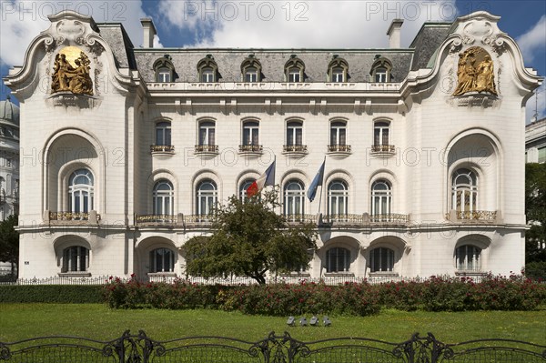 Frensh embassy building