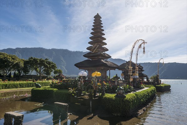 Buddhist water temple Pura Ulun Danu Bratan