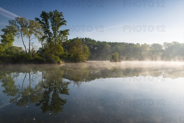 Dechantlacke with early morning fog