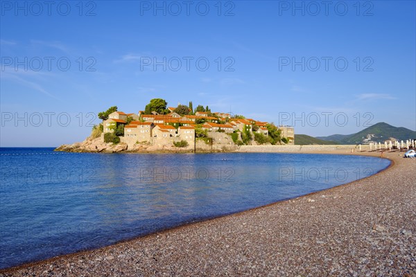 Island Sveti Stefan with dam