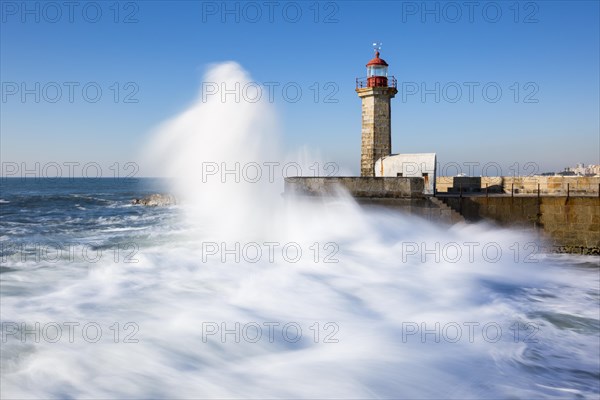 Lighthouse Foz do Douro