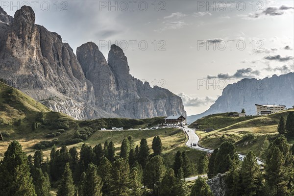 Val Gardena Pass