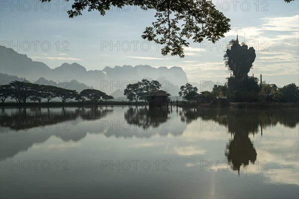 Kyauk Ka Lat Pagoda