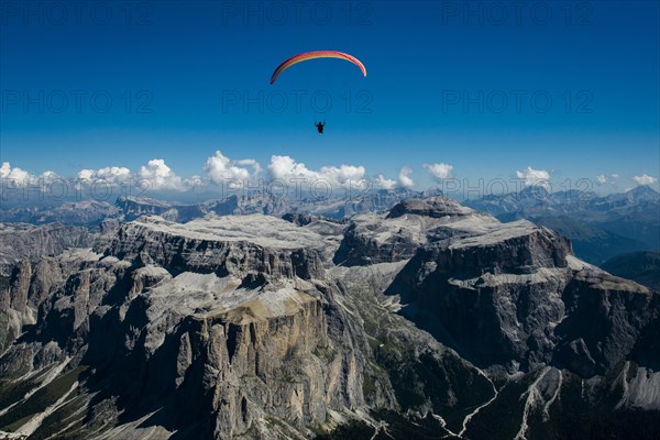 Paragliding