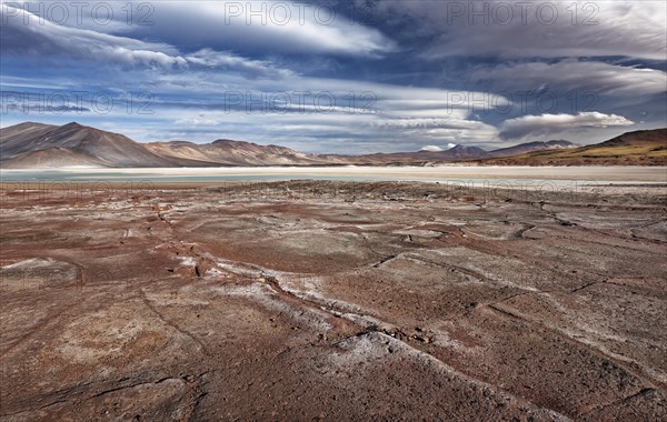 Salt Lake Salar de Aguas Calientes