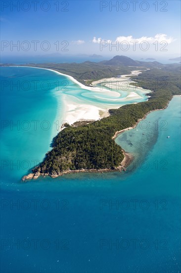 Whitehaven Beach and Hill Inlet river meanders