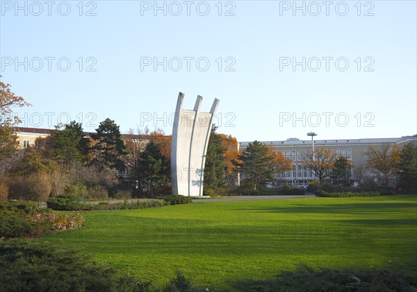 Airlift Monument