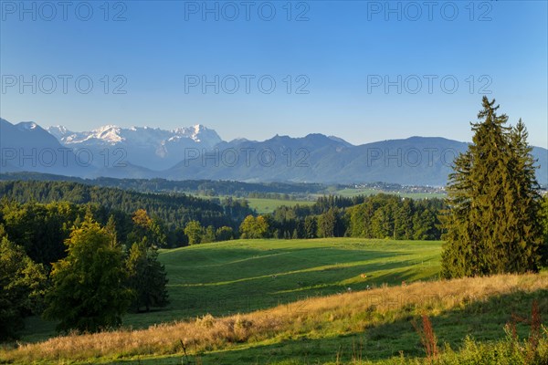 Morning sun from the Aidlinger Hohe