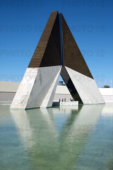 Monument to the veterans of overseas