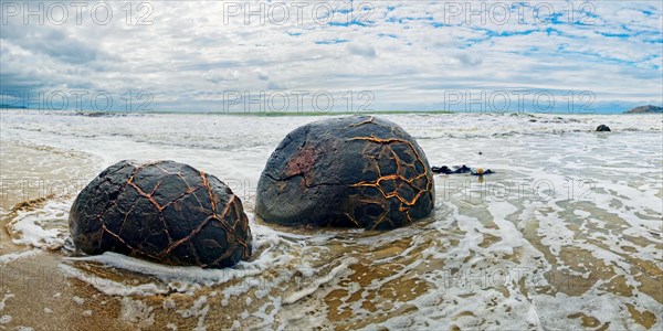 Moeraki Boulders