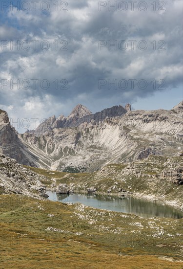 Mountain lake Lech de Crespeina