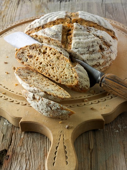 Artisan sour dough wholemeal seed bread with white