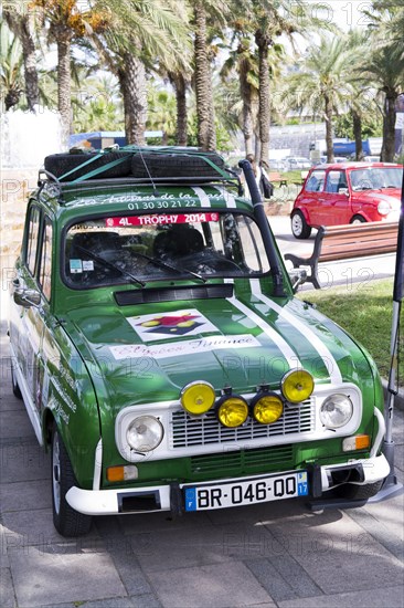 Renault 4 rally car promoting the Antibes Rally