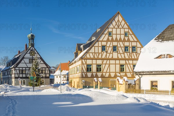 Cabin pub and Haus des Anrichters in Museum Saigerhutte