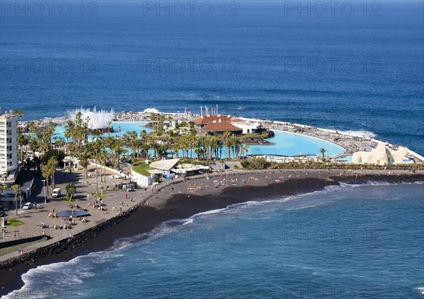 Playa Martianez and saltwater pool Lago Martianez