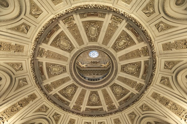 Multistorey dome of central building
