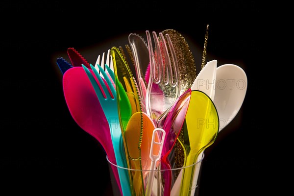 Plastic cutlery