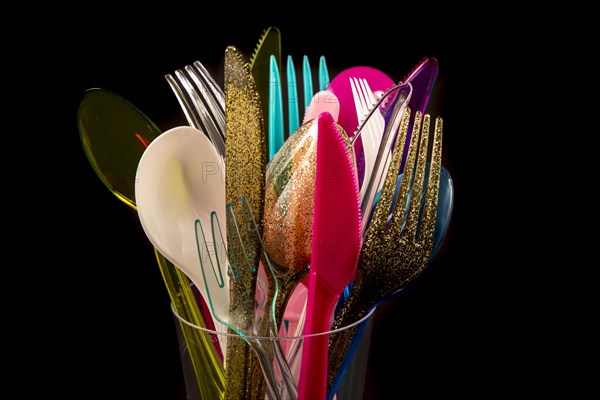 Plastic cutlery