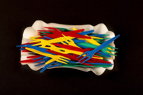 Plastic cutlery