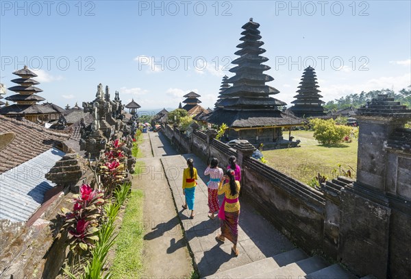 Young Balinese women